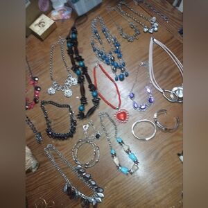 18 Pieces of Paparazzi Jewelry